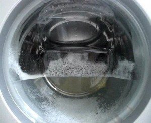 The washing machine does not drain water