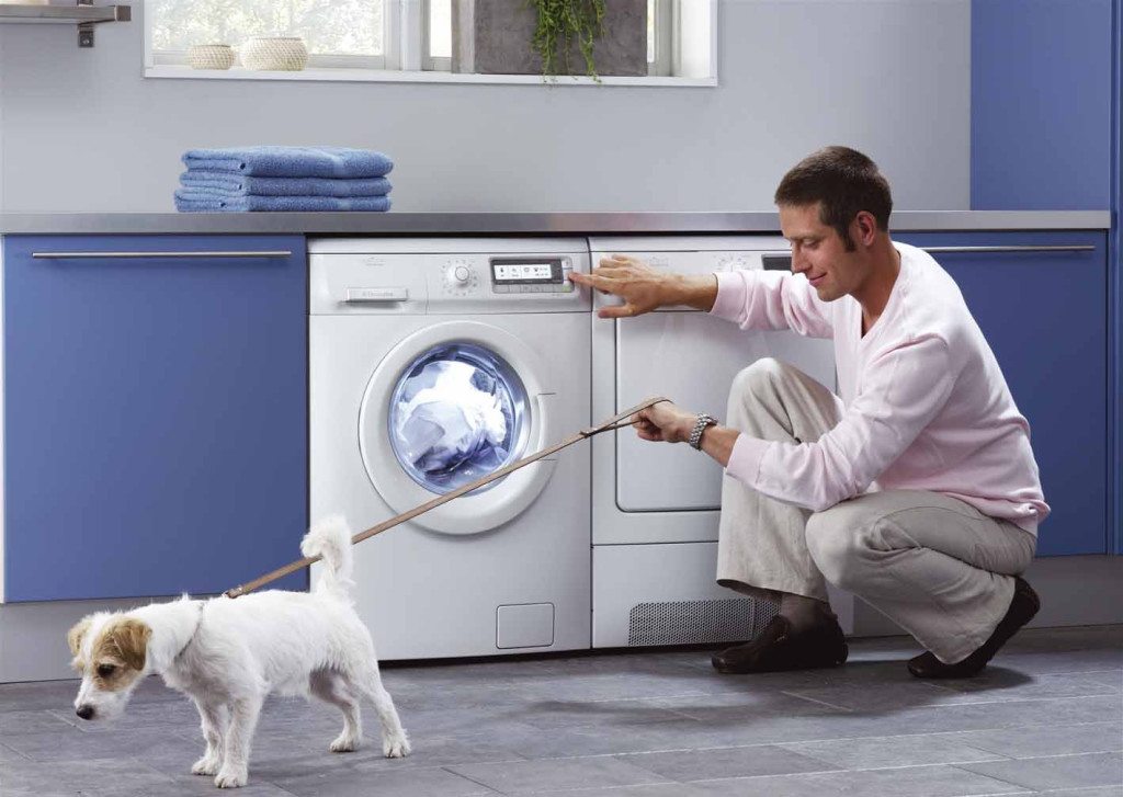 Horizontal loading of the washing machine