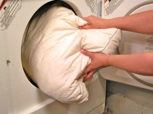 how to wash pillows