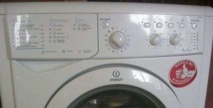 Indesit çamaşır makinesinin arızalarını kendiniz onarın