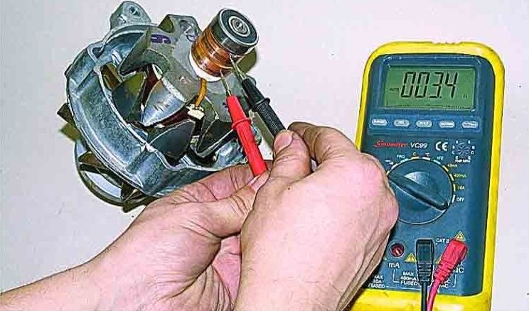 kontrollere motoren med et multimeter