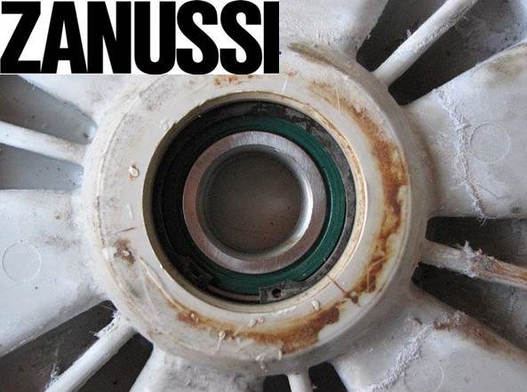 Replacing a bearing in a Zanussi car