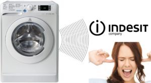 Indesit-pesukone kolisee linkousjakson aikana