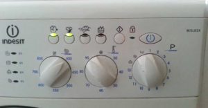 erreur f12 sur lave-linge Indesit sans affichage