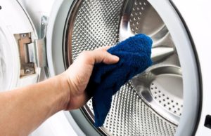 wipe the machine with a dry cloth