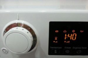 Hotpoint Ariston RST 703 DW