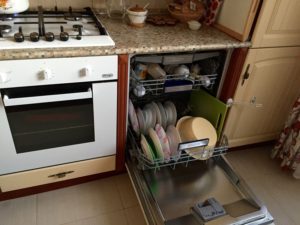 Is it possible to place a dishwasher next to the stove?