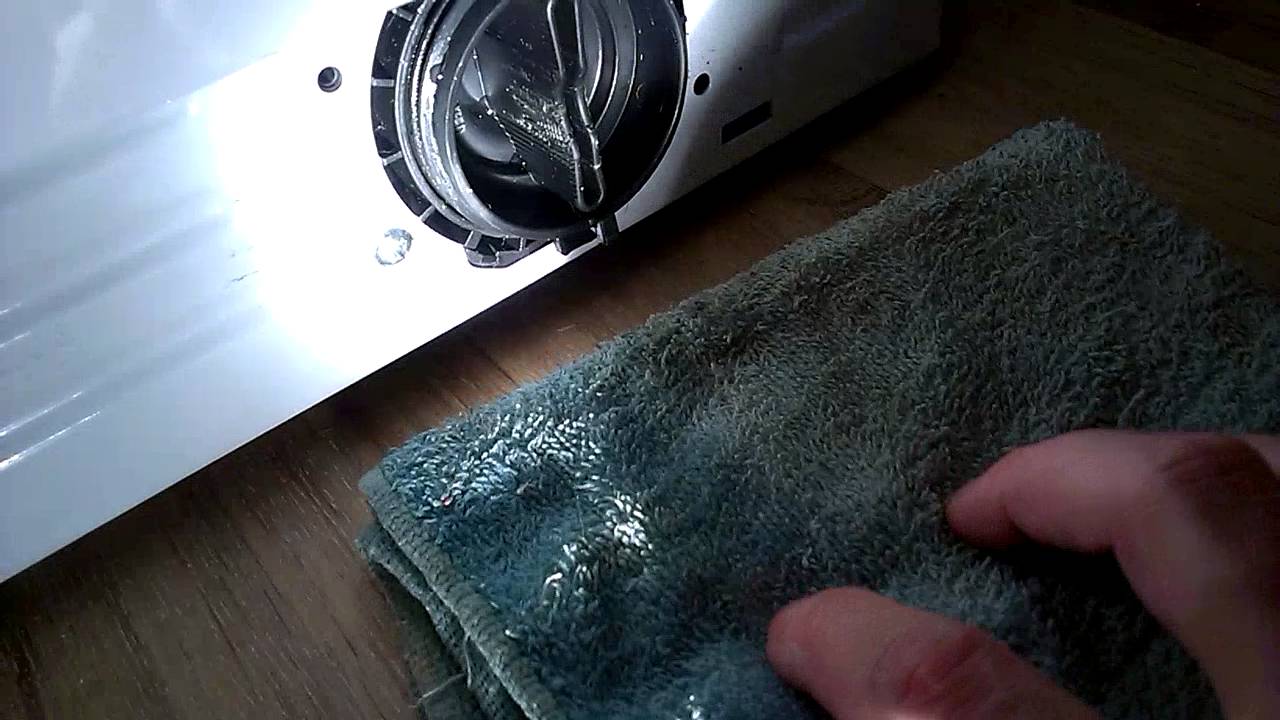 cleaning the SM Ariston filter