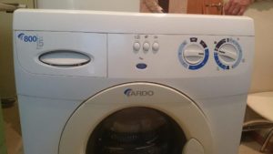 Disassembling the Ardo washing machine