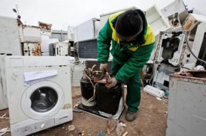 Vous pouvez commander l'élimination professionnelle de votre machine à laver