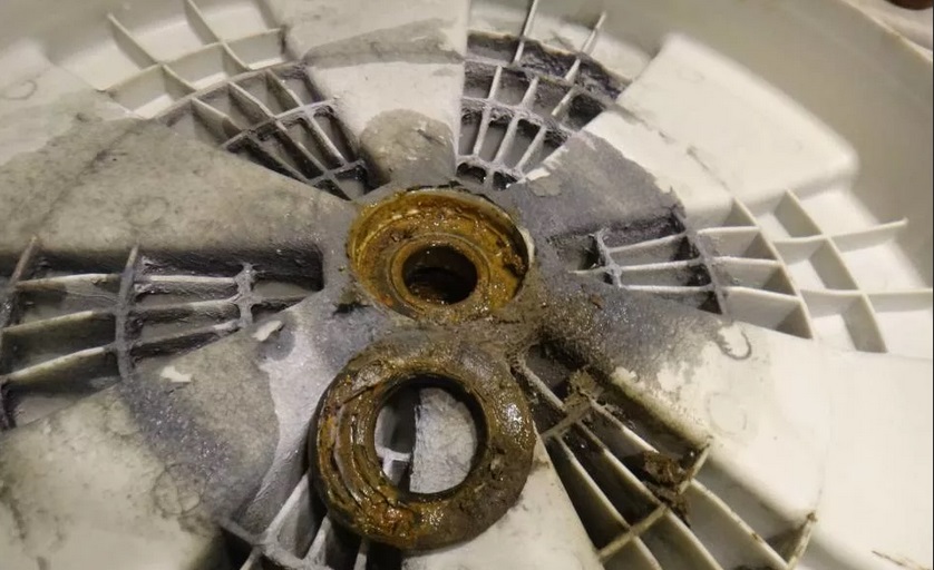 The bearings on the LG washing machine failed 