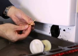 How to clean an Indesit washing machine