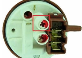 Adjusting the pressure switch of the Indesit washing machine