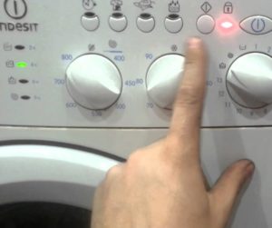 How to stop the Indesit washing machine during washing