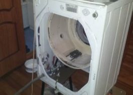 Come assemblare una lavatrice Indesit