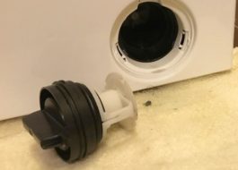 How to clean the drain pump filter on an Electrolux washing machine