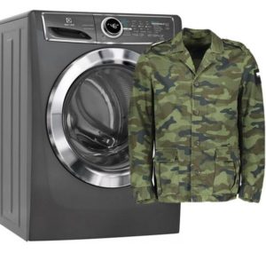 Washing military uniforms in a washing machine