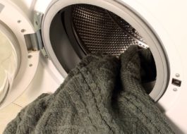 Gebreide artikelen wassen in de wasmachine