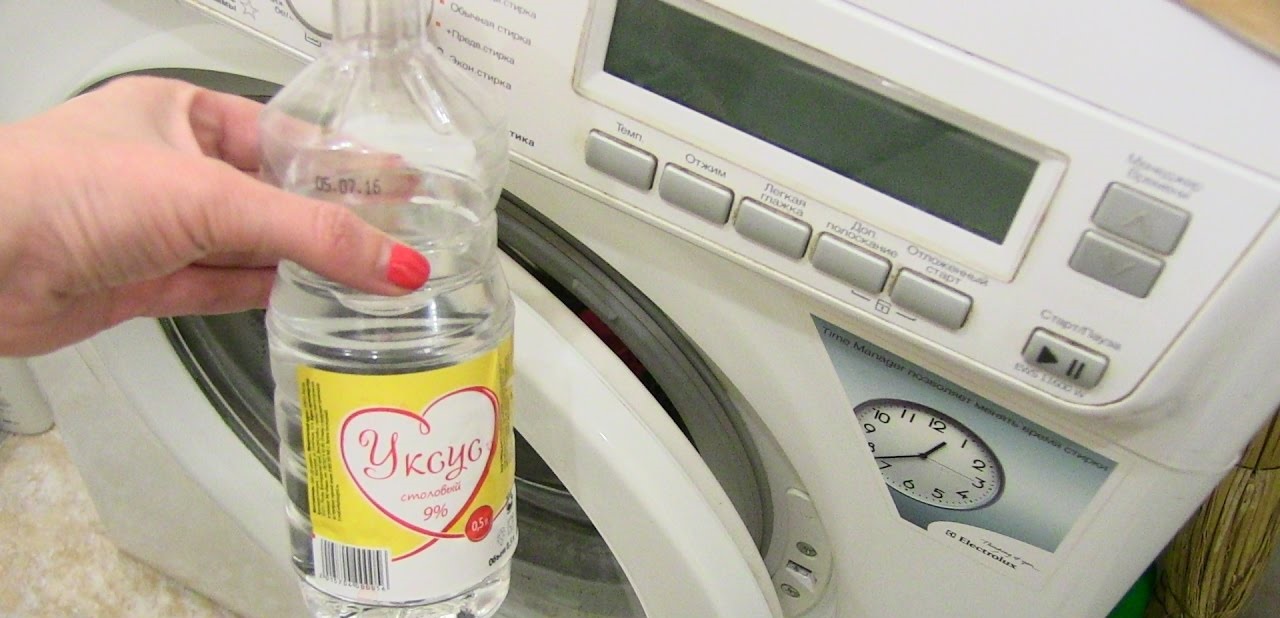 vinegar to remove soap residue from the machine