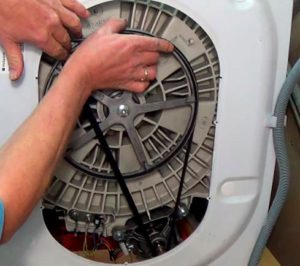 How to tighten the belt on a Bosch washing machine?