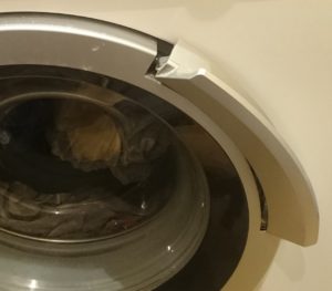 How to open a Bosch washing machine if the handle is broken?