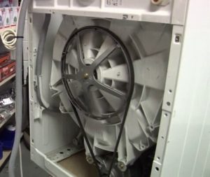 How to change the belt in a Bosch washing machine