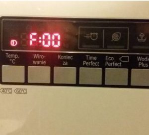 Error F00 sa isang washing machine ng Bosch