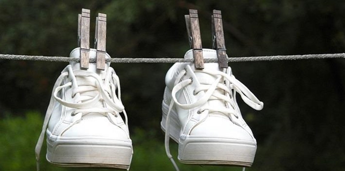 how to dry Adidas sneakers