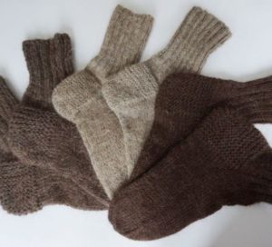 How to wash wool socks in a washing machine?