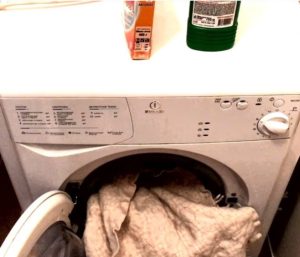 Washing a polyester blanket in the washing machine