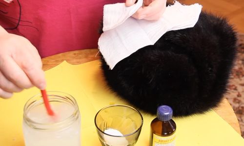 how to clean a fur hat