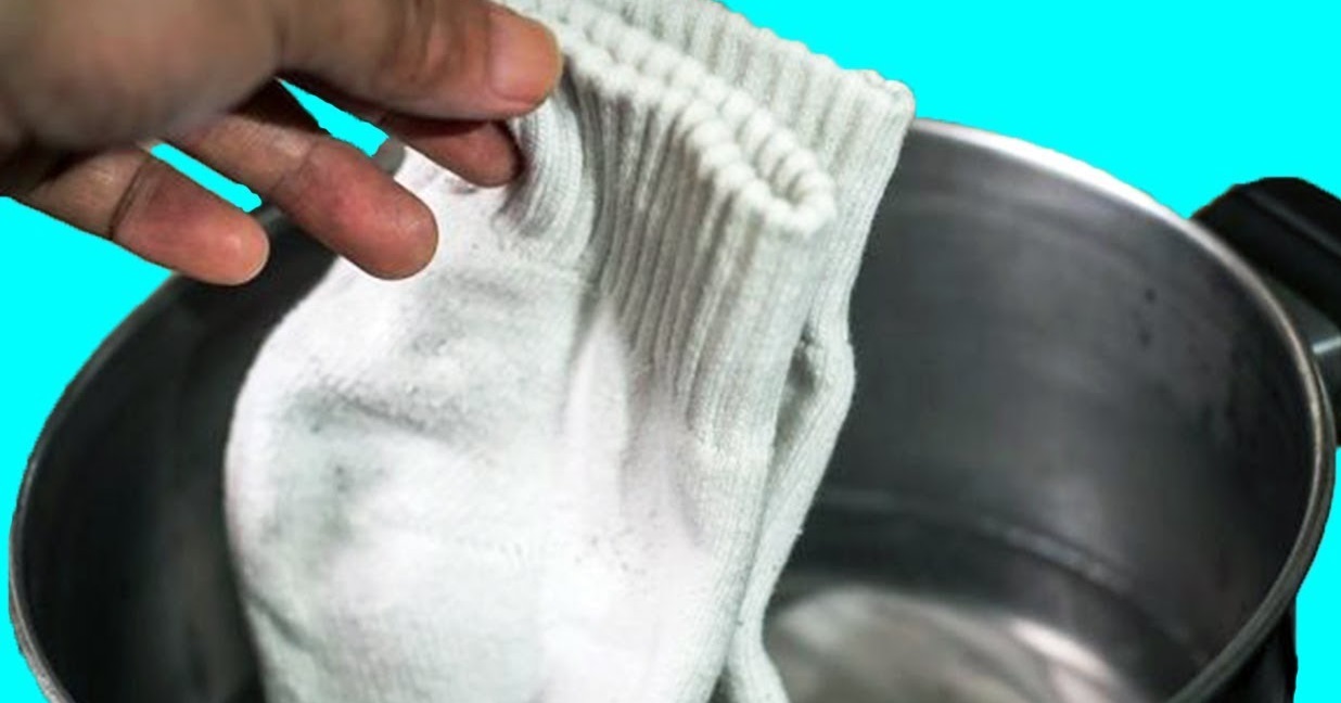 laver les chaussettes en laine à la main