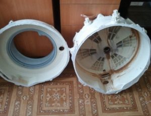 How to disassemble a glued washing machine tank