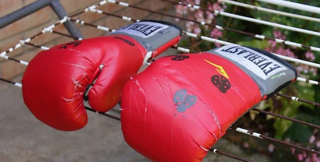 drying gloves