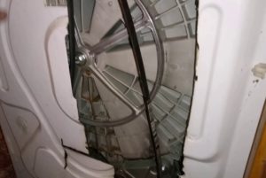 Replacing the belt on an Electrolux washing machine