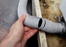 Replacing the drain hose of a Zanussi washing machine