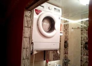 How to hang a washing machine on the wall?