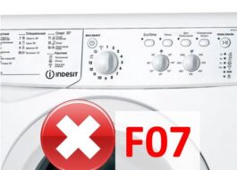 Pračka Indesit zobrazuje chybu F07