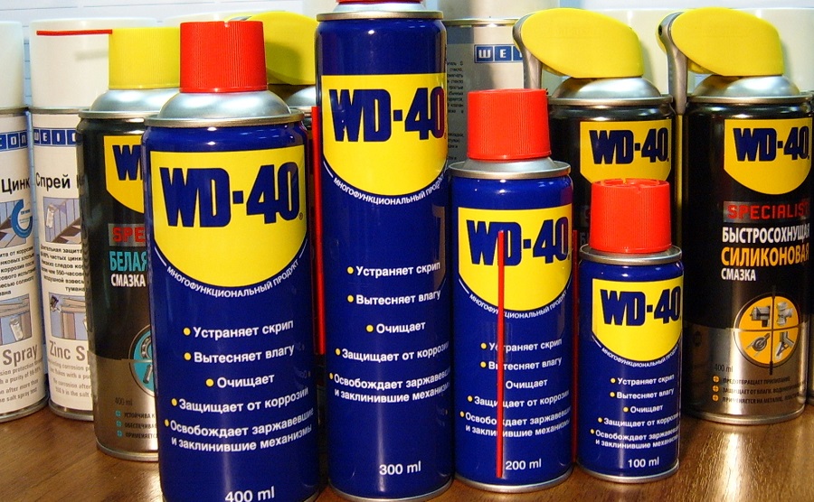 valmista WD-40-voiteluaine