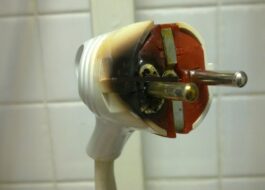 The plug on the washing machine melted