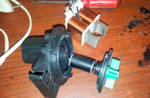 Disassembling the washing machine drain pump