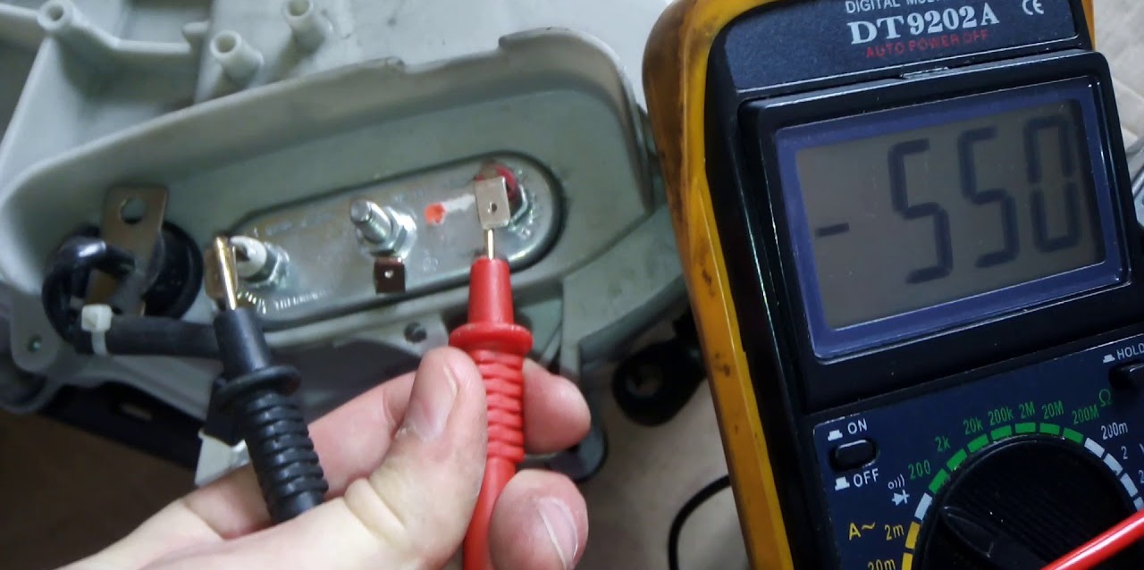 checking the heating element with a device