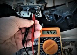 What is the resistance of the washing machine temperature sensor