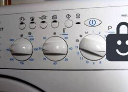 Kinderslot op Indesit-wasmachine