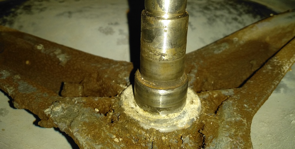 crosspiece damaged by bad water and products