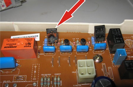 Triac terbakar dalam mesin basuh