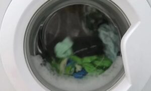 Why does the washing machine wash without stopping?