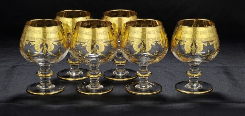 Crystal objects with gilding cannot be washed