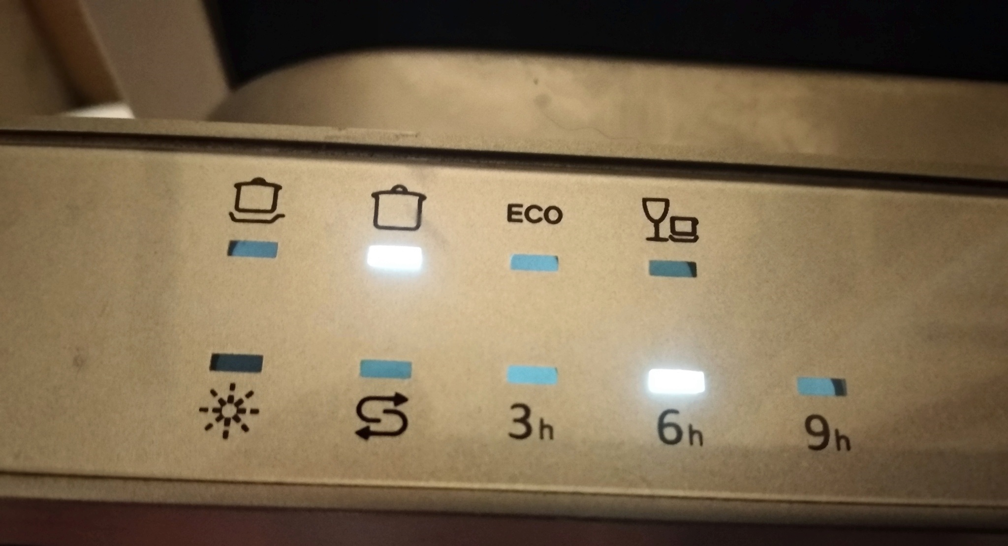 Mga icon ng whirlpool dishwasher