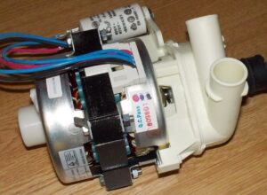 Sinusuri ang dishwasher circulation pump